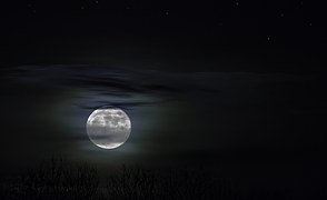 moonlight-1226253__180